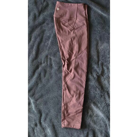 Lululemon All The Right Places Crop II *23" inch
Color Black Currant Size 6 - Picture 7 of 11